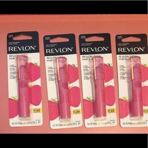 4 Revlon Kiss Balm - Fresh Strawberry